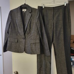 2-piece pantsuit